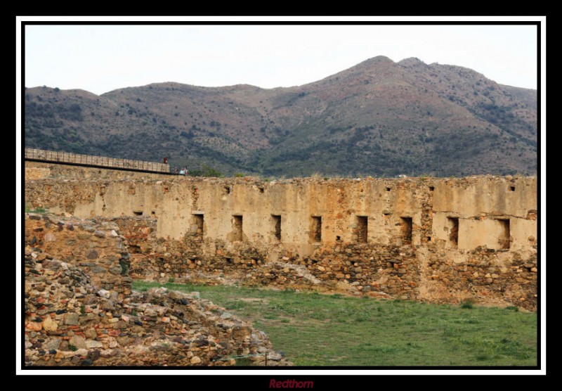 Recinto de la ciudadela de Roses