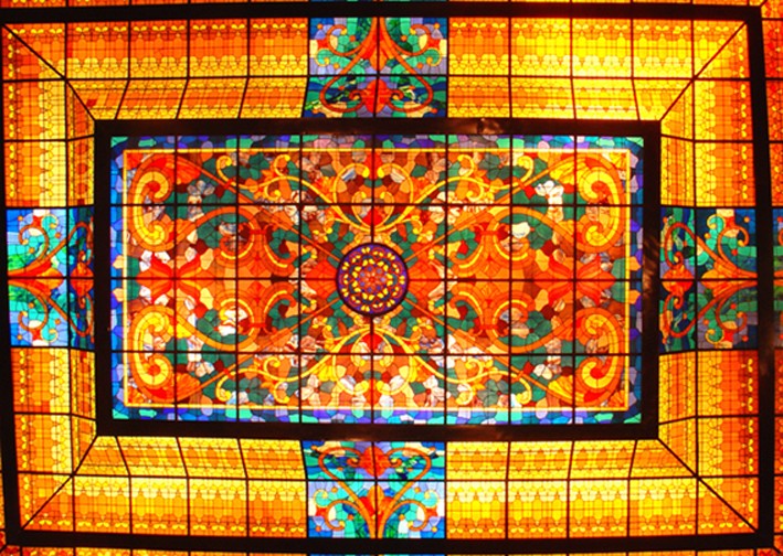 VITRAL (VIDRIERA)