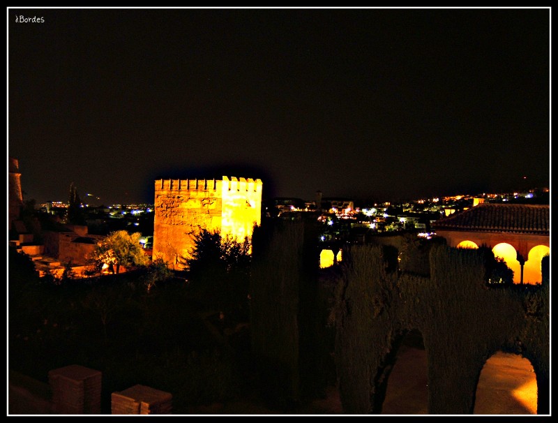 Alhambra de Noche