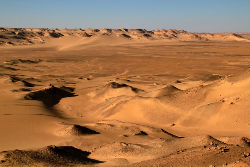 amanecer sobre las dunas