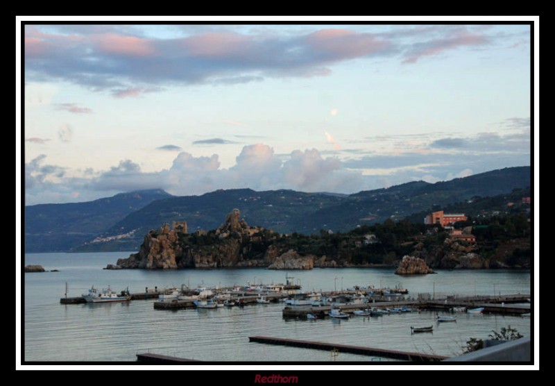 Rocas y puerto de Cefalu