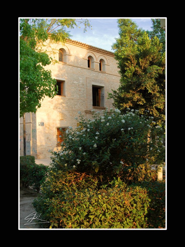 Casa Las Cayitas ( ...hoy biblioteca)