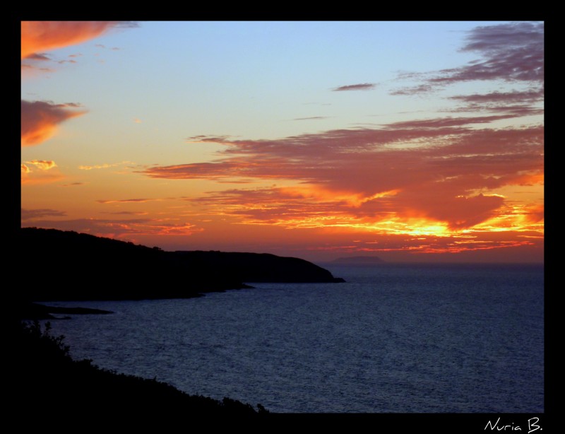 Atardecer de contrastes