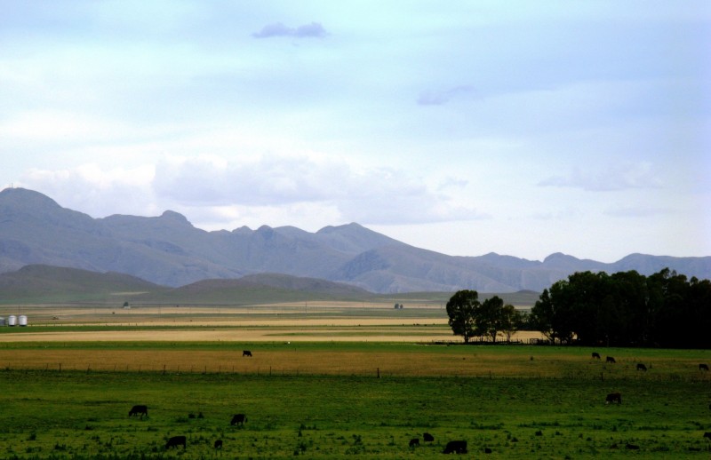 POR LAS SIERRAS