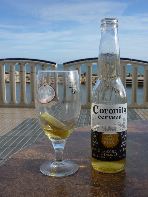 Corona (beer) 
