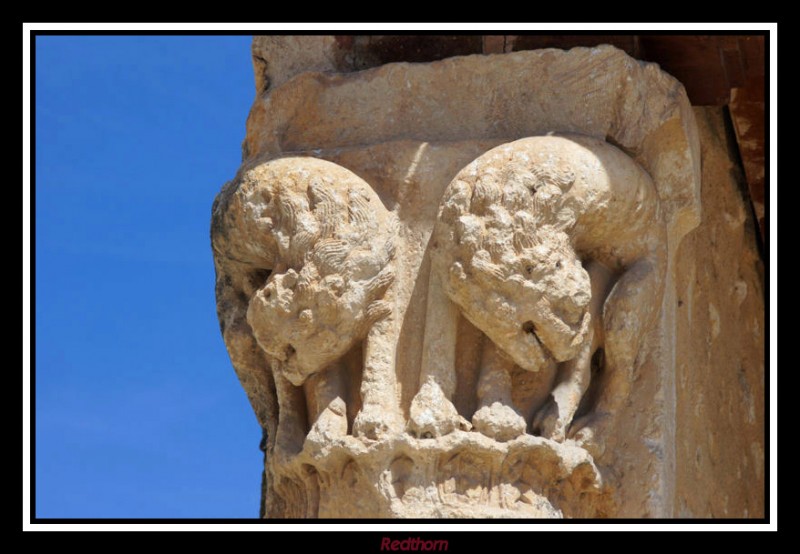 Capitel en el monasterio de los Franciscanos