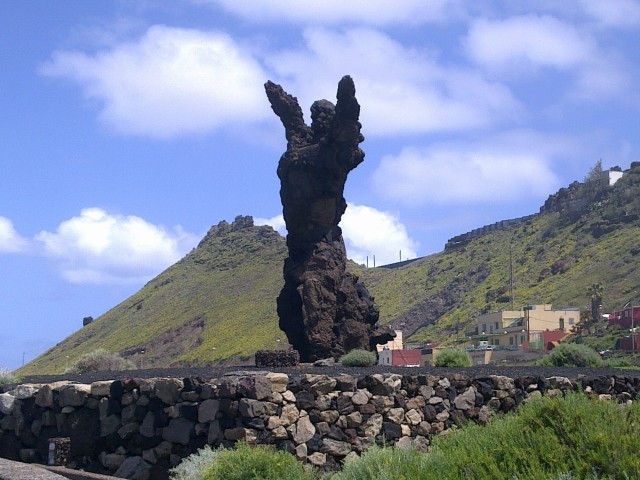 Monumento a La Atlntida