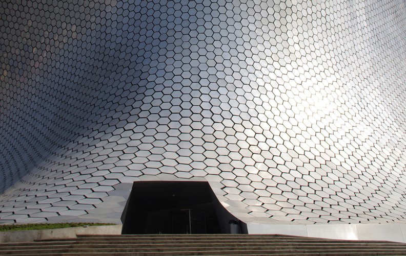 ACCESO AL MUSEO SOUMAYA