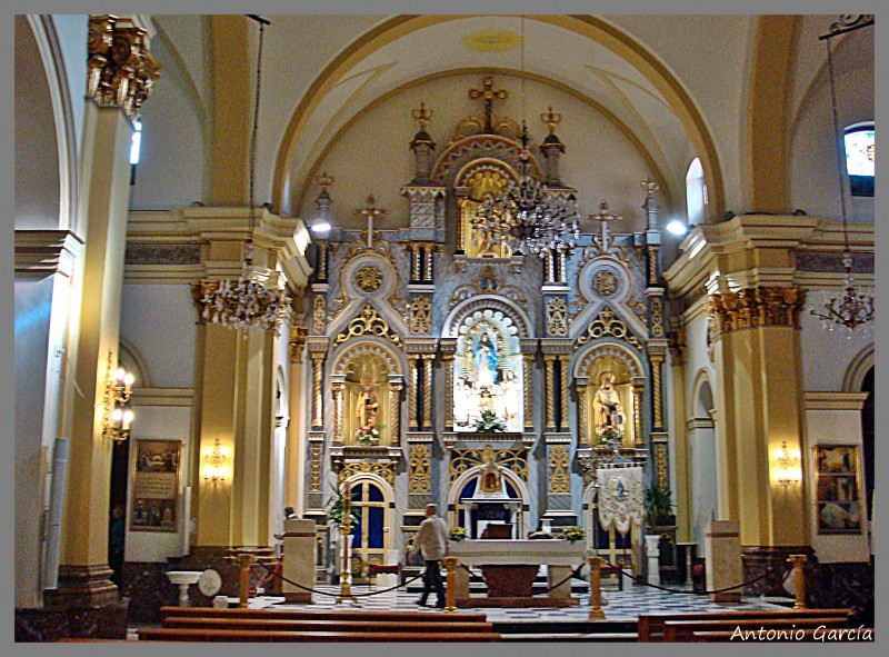 Altar mayor Parroquia de la Inmaculada