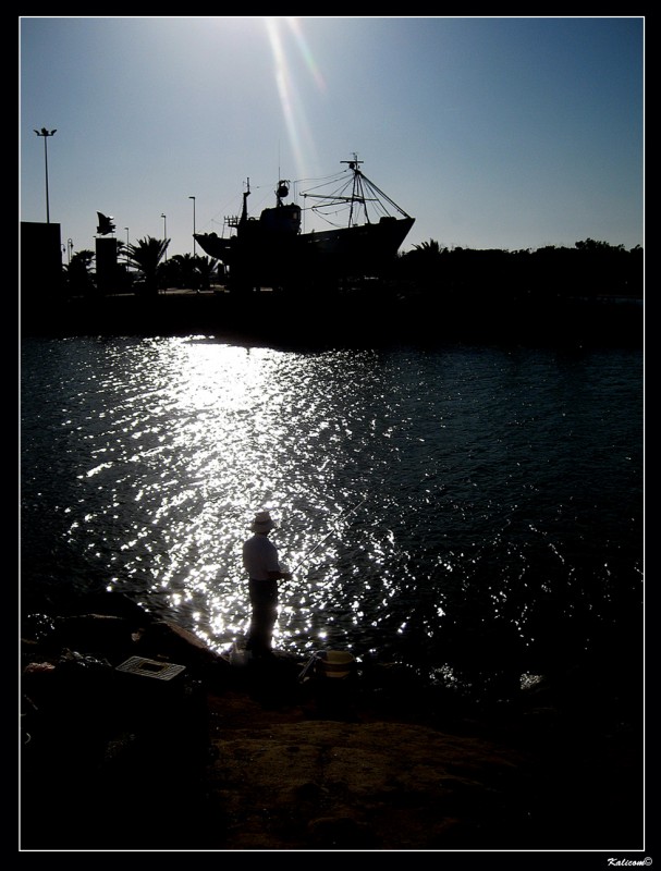 El pescador del atardecer