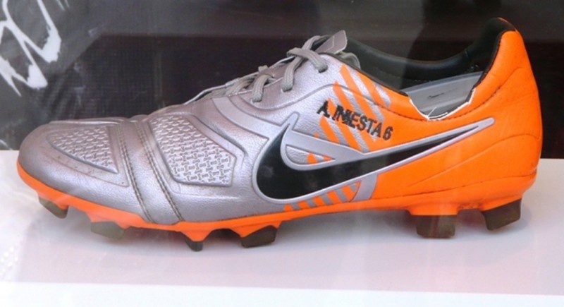 Bota de A. Iniesta - Mundial 2010