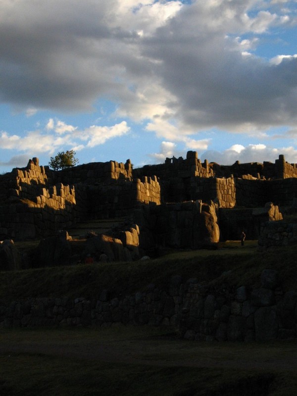 SACSAYHUAMAN