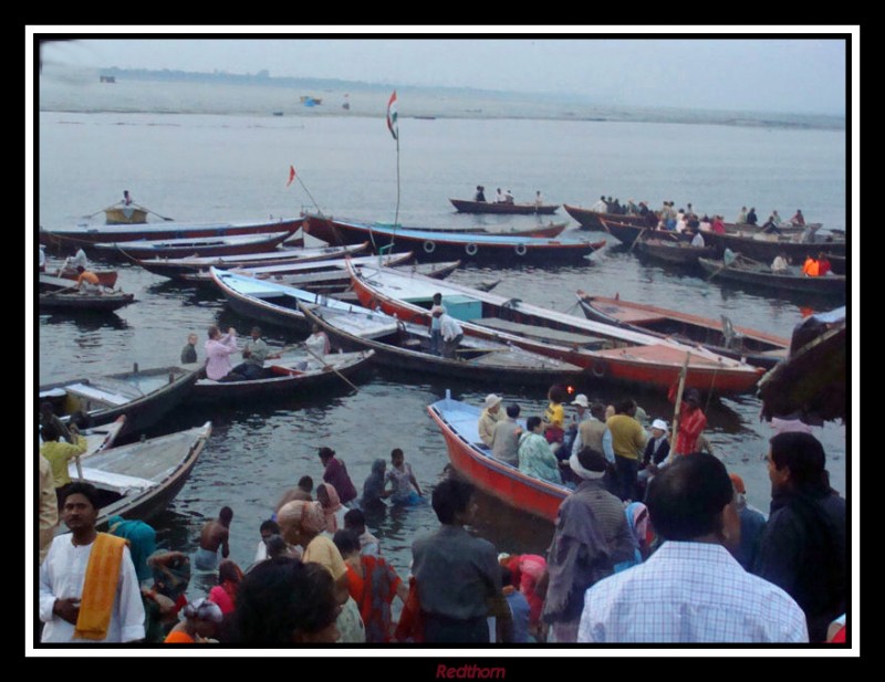 Embarcando al amanecer en el Ganges