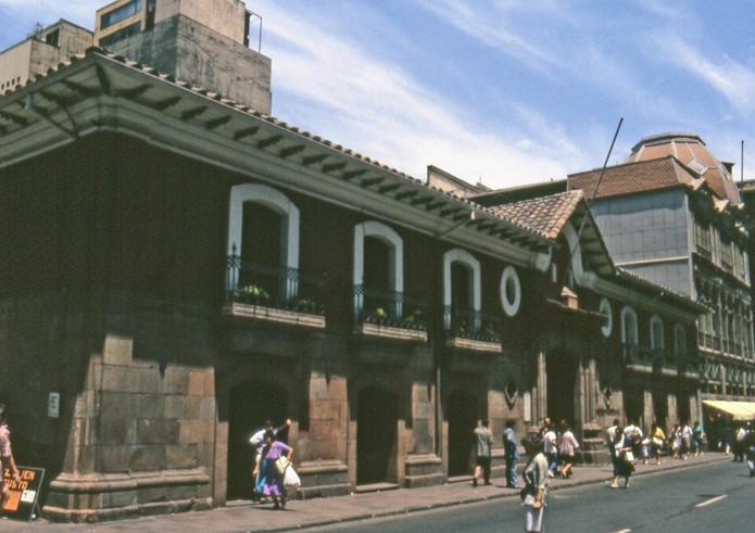 Casa Colorada.