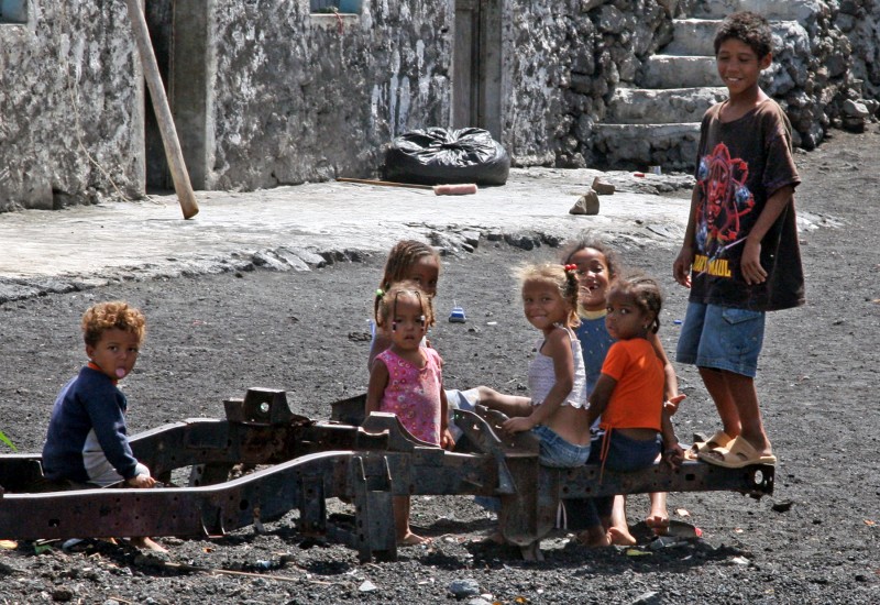 Meninos de Cha das Caldeiras