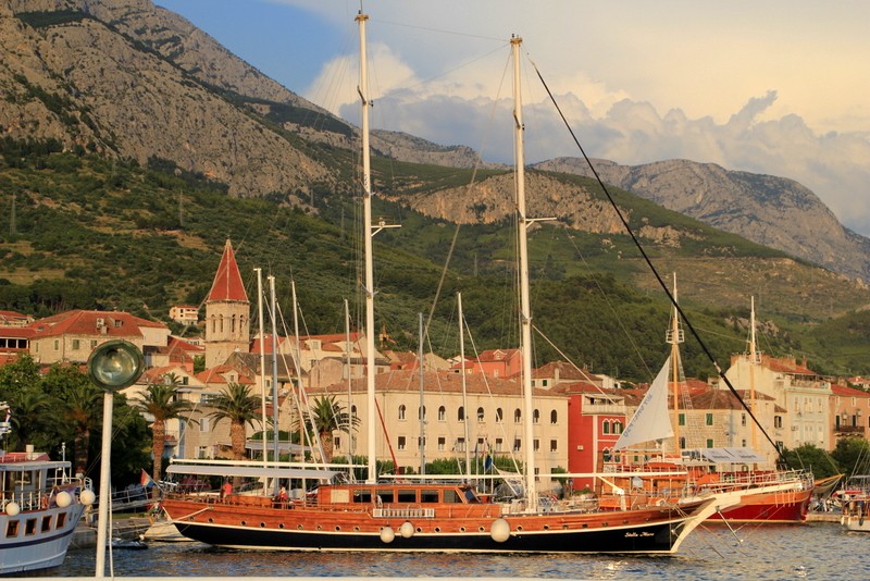 puerto de Makarska