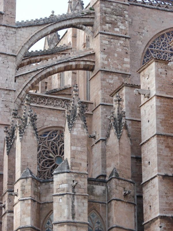 Arcos y Columnas