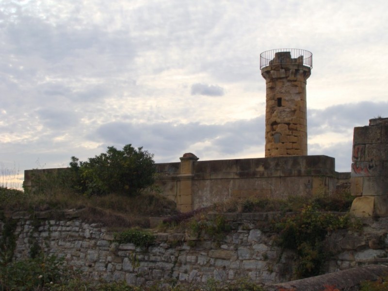 Antiguo faro de la Galea