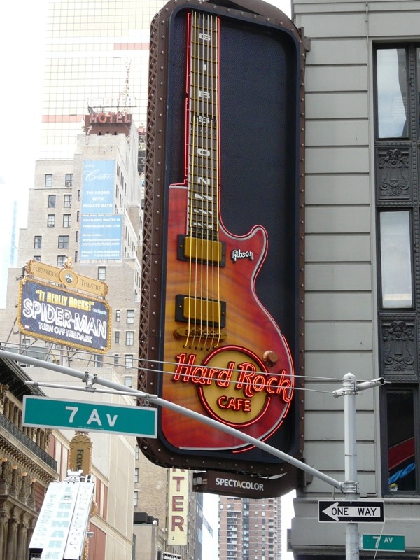 Hard Rock at 7th Av.