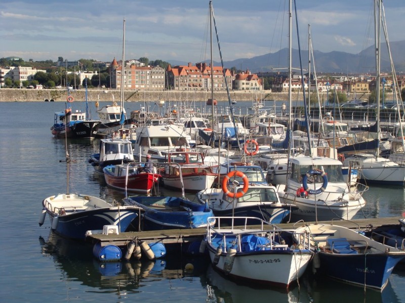 Puerto Algorta
