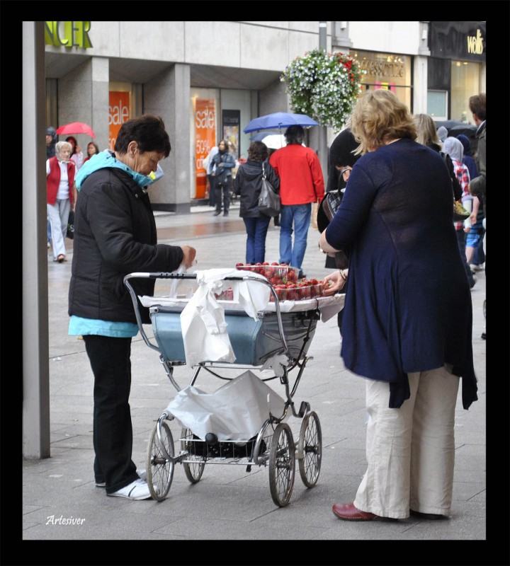 carricoche y fresas