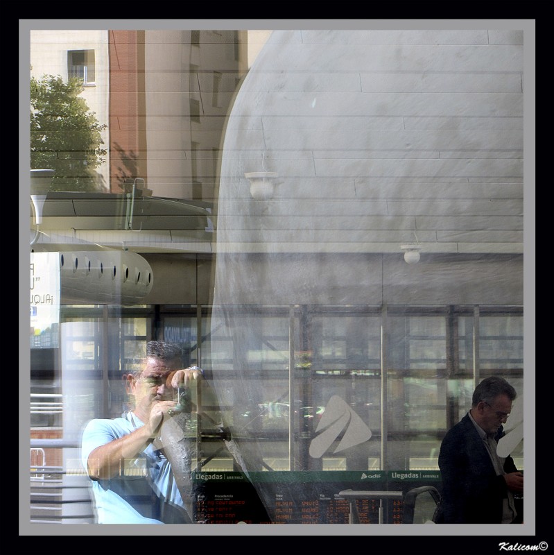 Autorretrato desde una oreja.