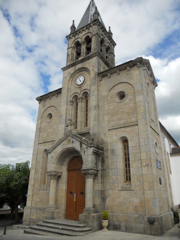 Iglesia de Sarria