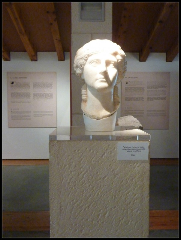 Busto de Agrippina