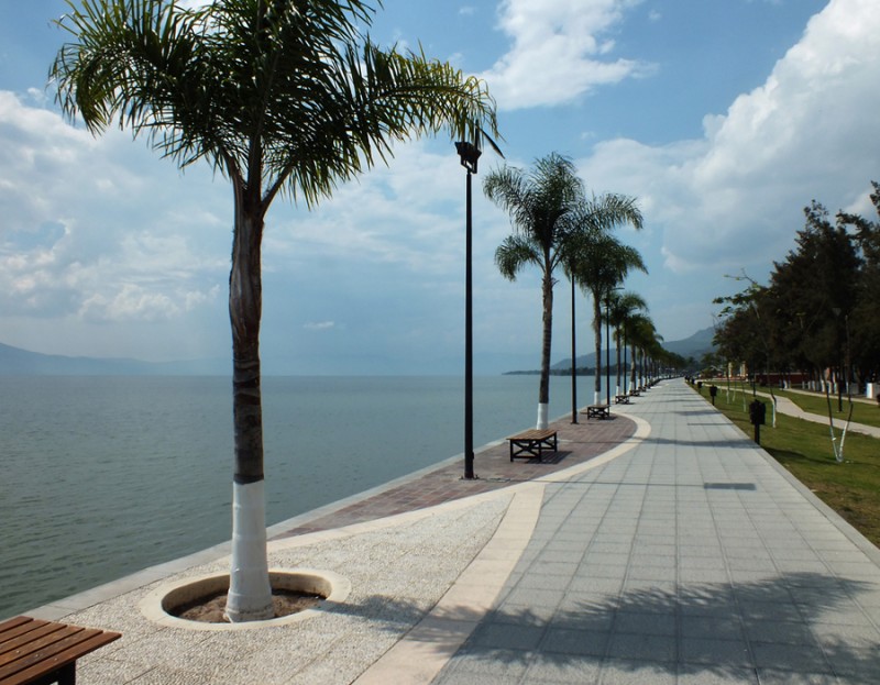 PASEO EN AJIJIC