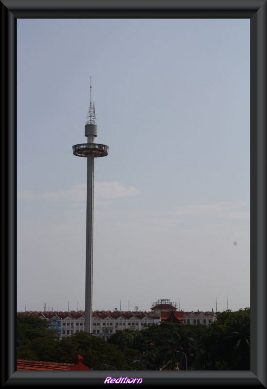 Esbelta torre de la Televisin