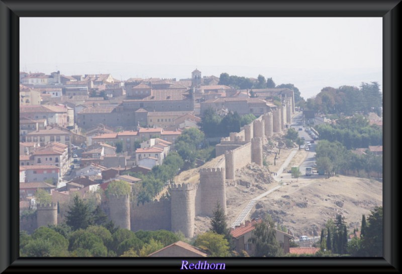 La muralla a travs de la neblina