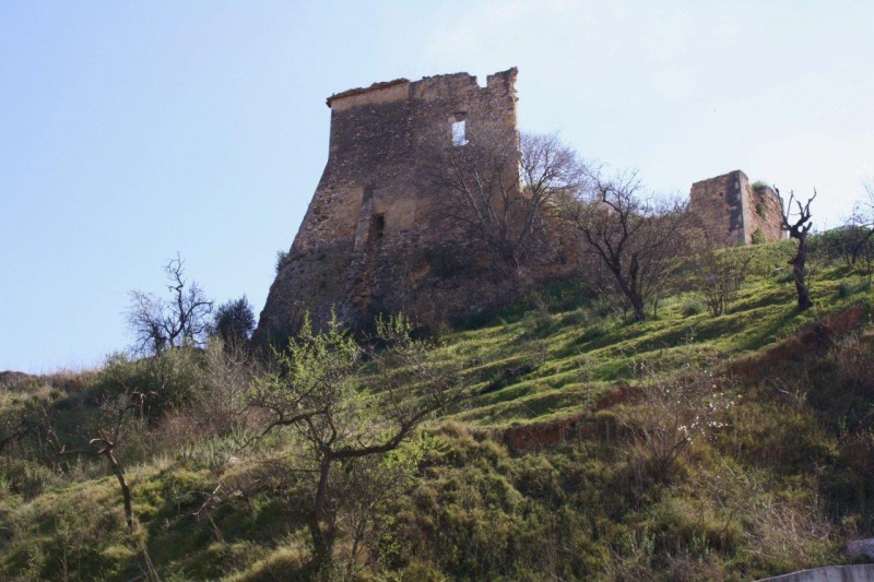 CASTELL DE GARIDELLS.  EL CAMP SOBIR. TARRAGONA. CATALUNYA. LA PEDRERA DELS TAMARIT .