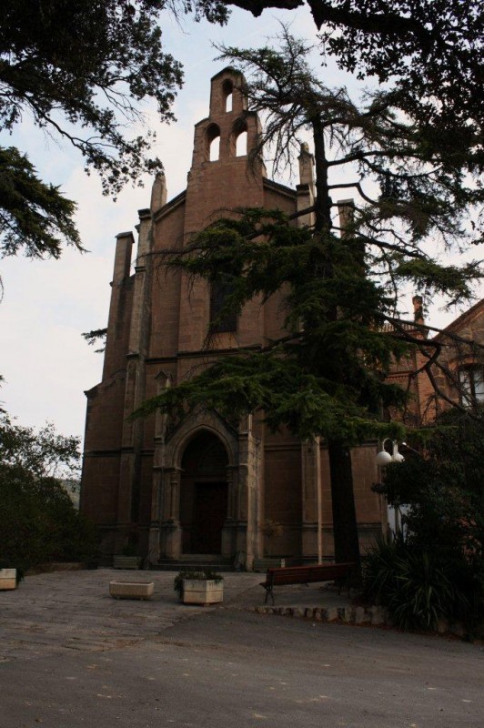 LESGLSIA MONUMENTAL DE LA COLNIA DE CAL PONS A PUIG-REIG