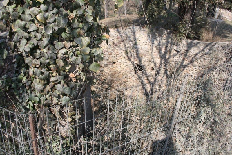 POU DE GLA DE CAN GURRI, LLIA D\'AVALL. VALLS ORIENTAL. CATALUNYA