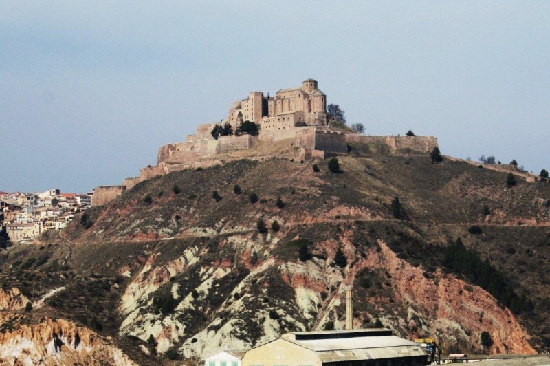 CASTELL DE CARDONA DESDE LA COROMINA. EL BAGES. CATALUNYA