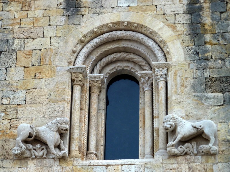 ventana romnica