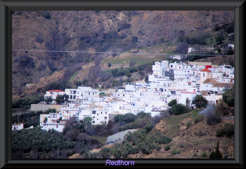 Vista general de la localidad de Pampaneira