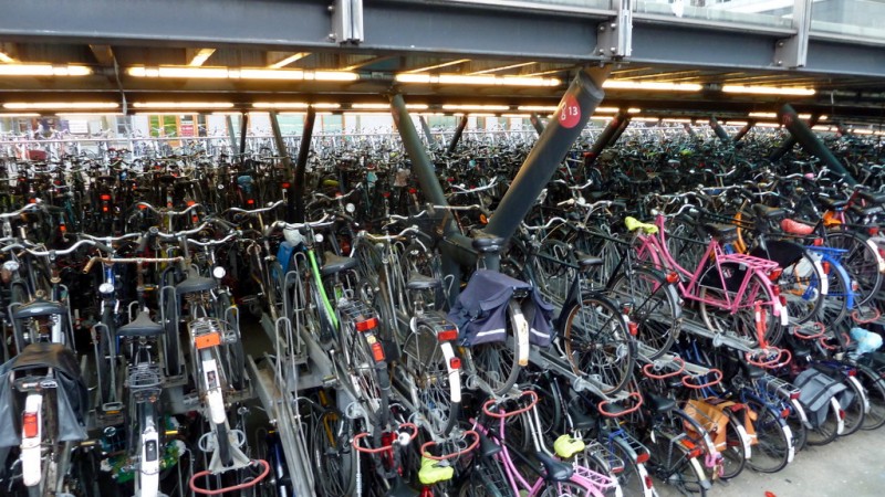 estacionamiento bicicletas