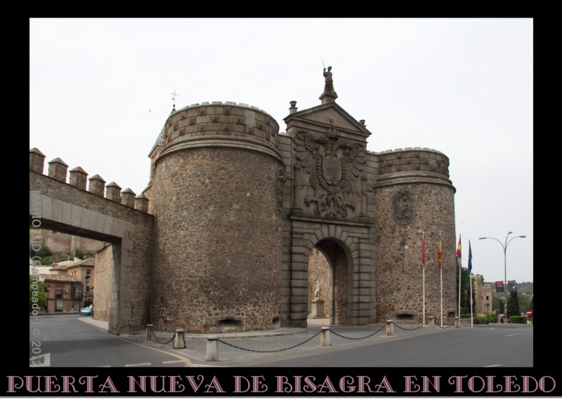 Puerta Nueva de Bisagra en Toledo - Toledo\'s New Bisagra Gate. Photography by Campeador.