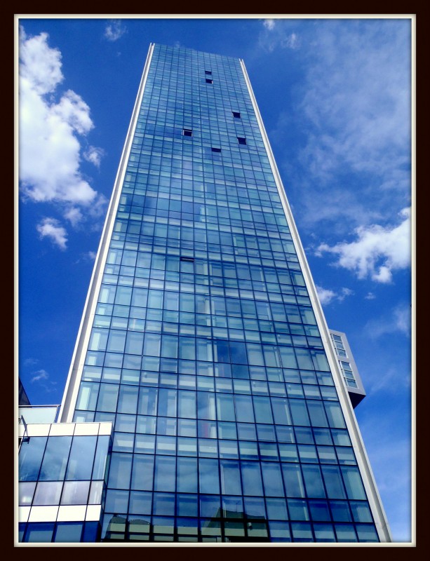 Torre Isozaki