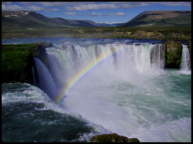 Arco iris en Godafoss