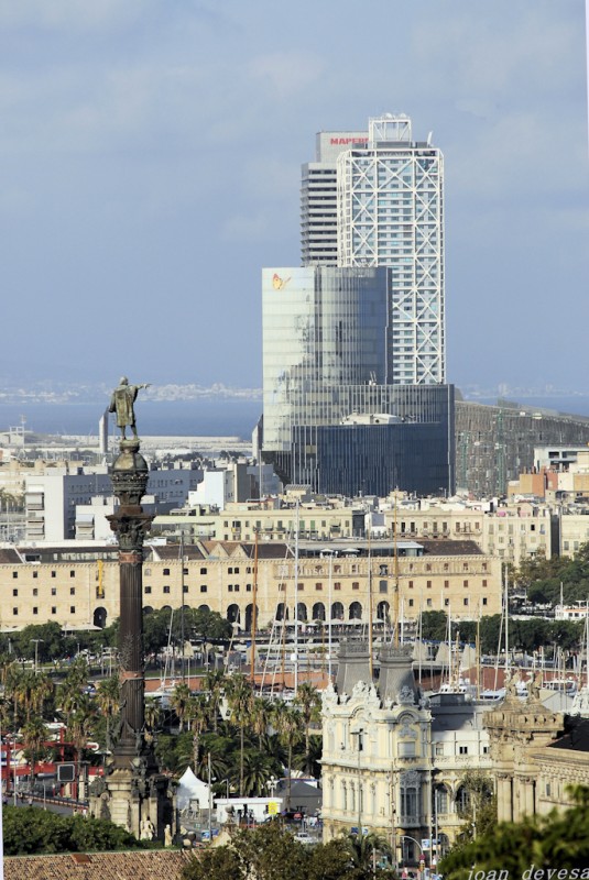 Vista de Barcelona, zona puerto.