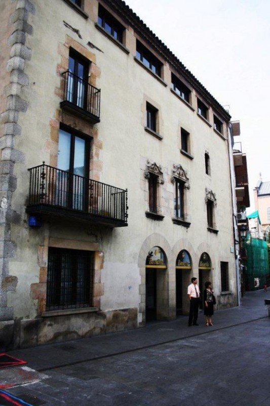 CASES DE NUMERO 21-23 A LA PLAA PORXADA DE GRANOLLERS