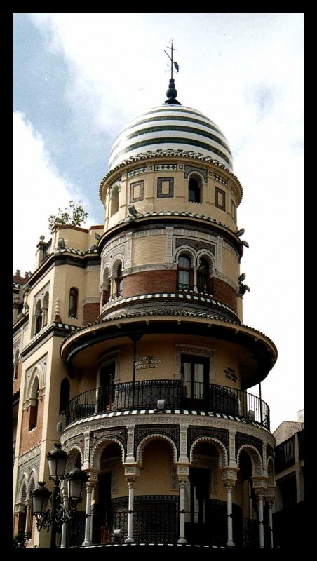 edificio de Sevilla