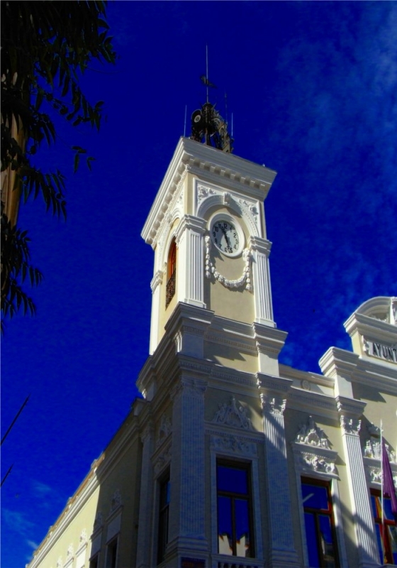 torre ayuntamiento