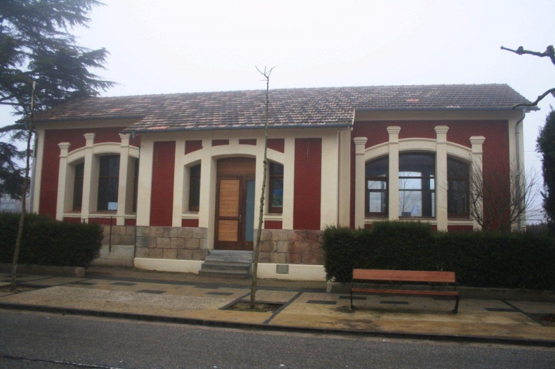 EDIFICI DEL FERROCARRIL. NO CONSTA COM A MONUMENT