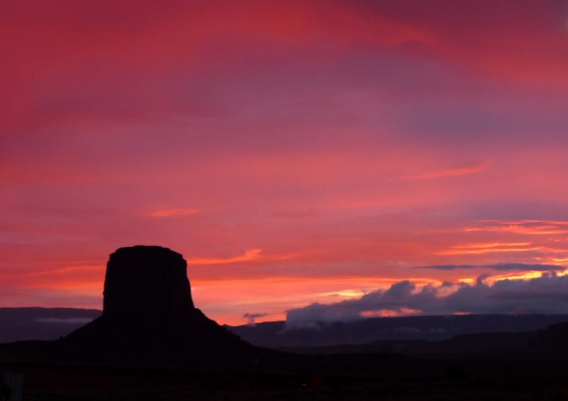 Ocaso Navajo