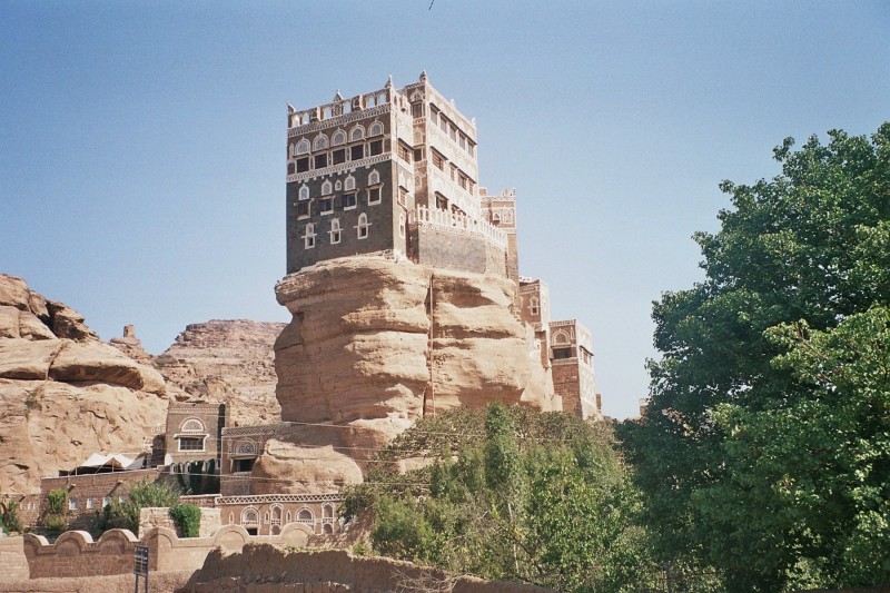 palacio en la roca