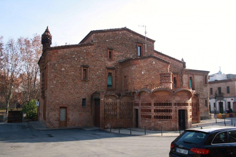 LA MASOVERIA DE LA COLONIA GUELL, LA CASA DELS ORDAL, CRUAES, i GAUD.