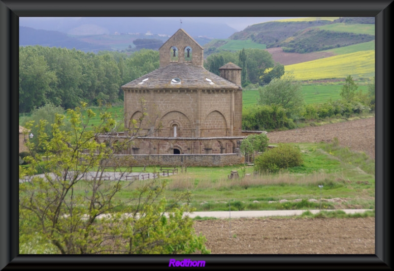 Santa Mara de Eunate, en el camino de Santiago